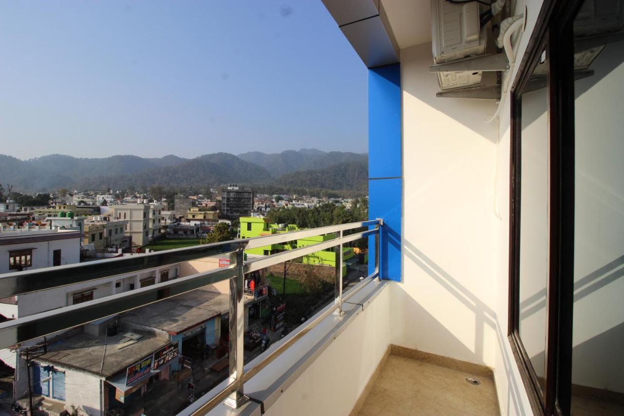 Hotel K11 Haldwāni Kültér fotó
